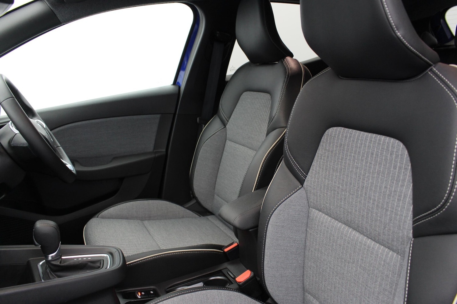 Used Renault Clio 2024 for sale - 77224956: Photo 7