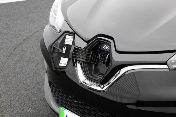 Used Renault Zoe 2021 for sale - 75483632: Photo 30