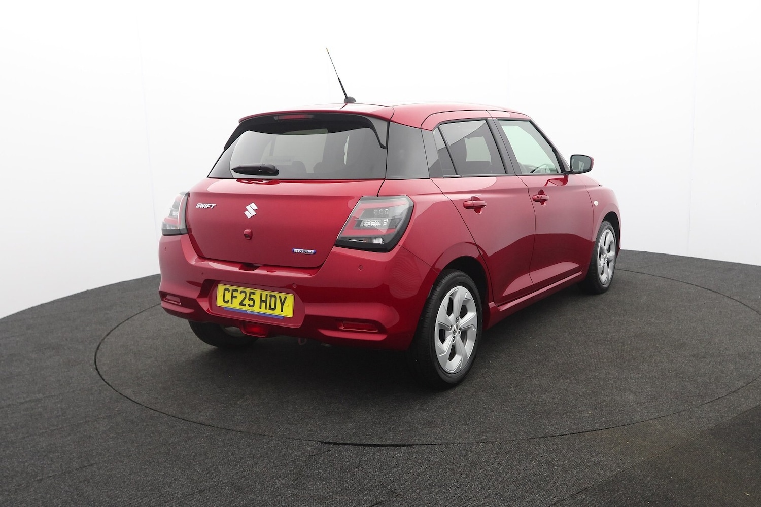 Used Suzuki Swift 2025 for sale - 77941999: Photo 3