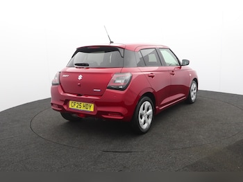 Used Suzuki Swift 2025 for sale - 77941999: Photo