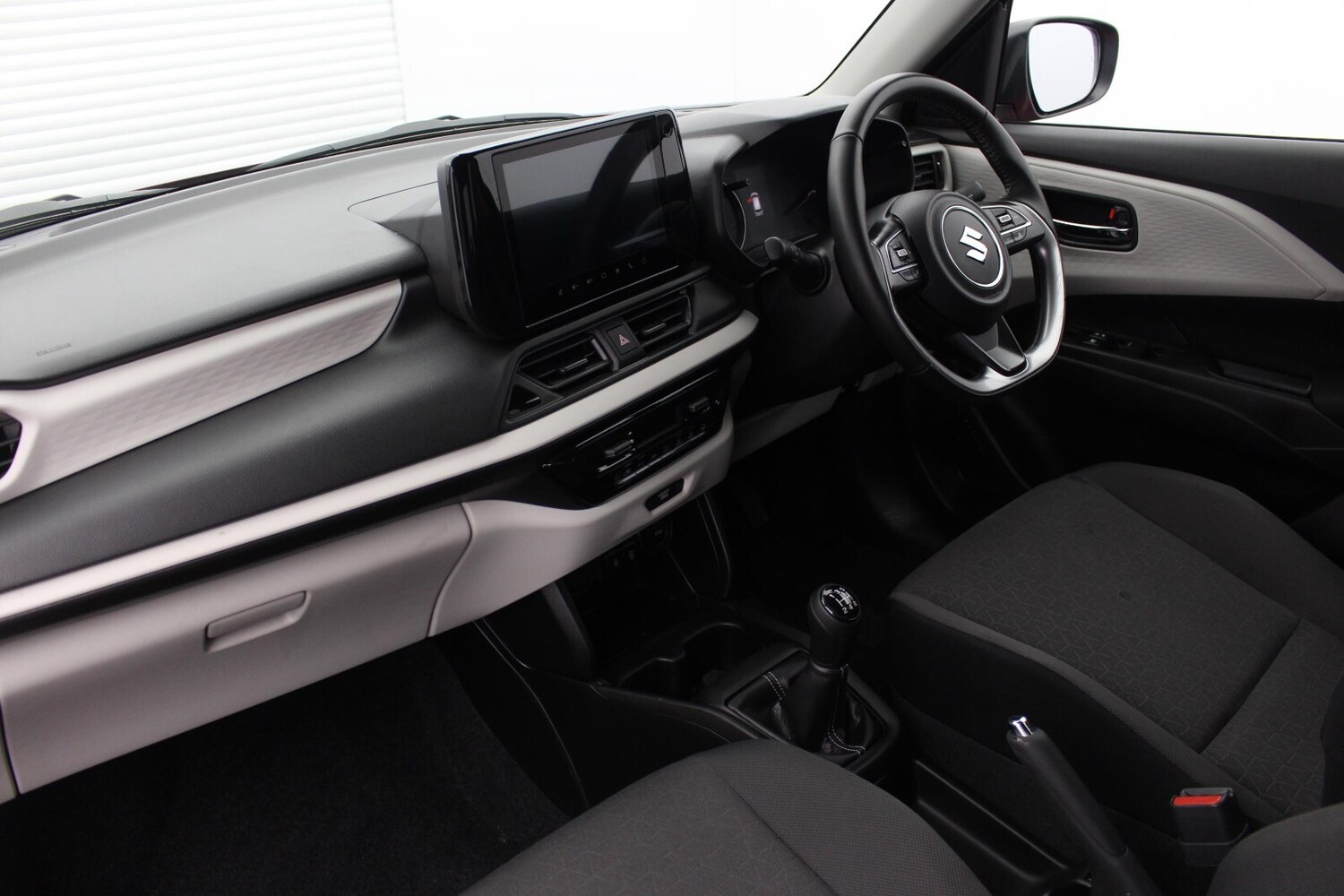 Used Suzuki Swift 2025 for sale - 77941999: Photo 6