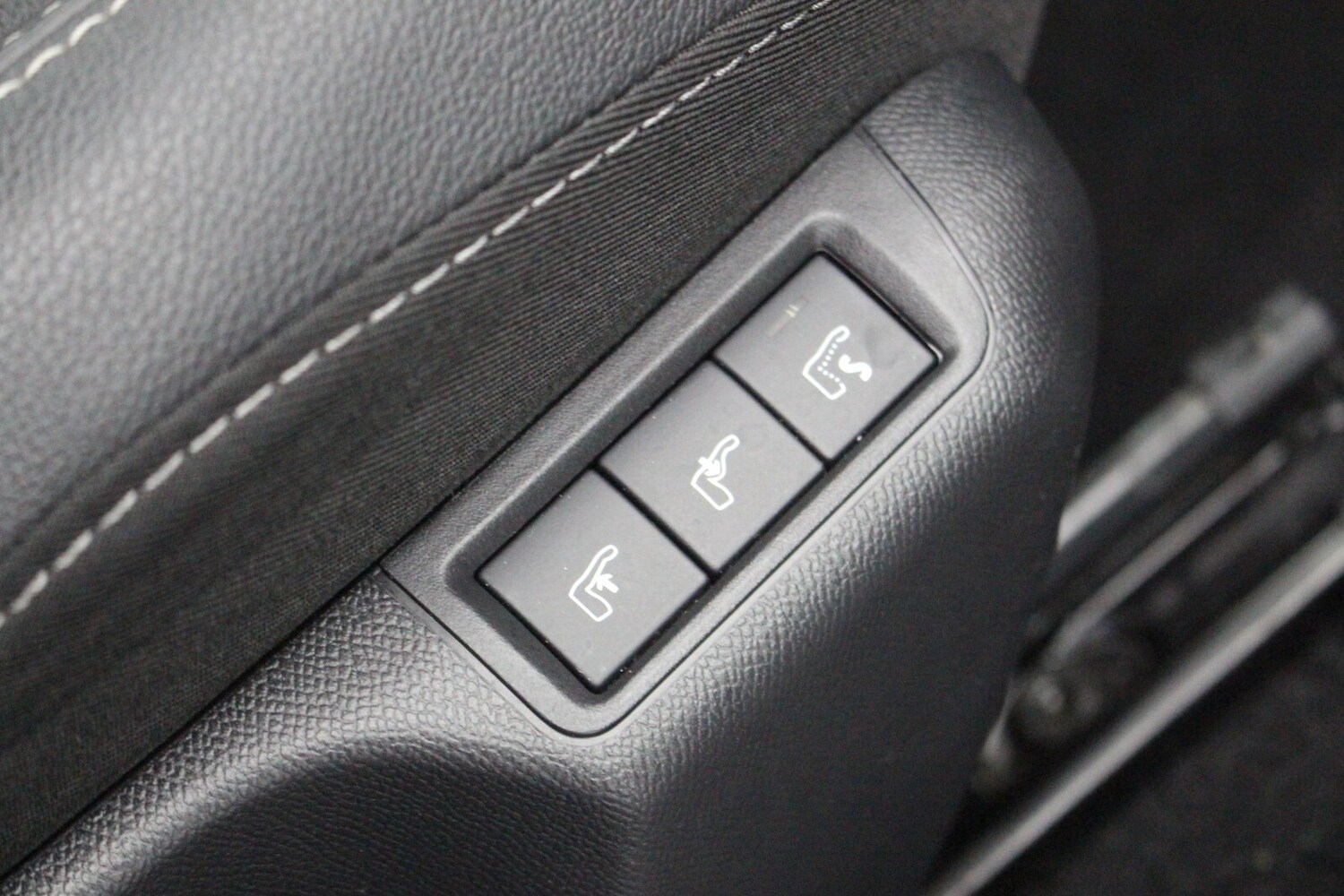 Used Vauxhall Mokka 2023 for sale - 76014937: Photo 30