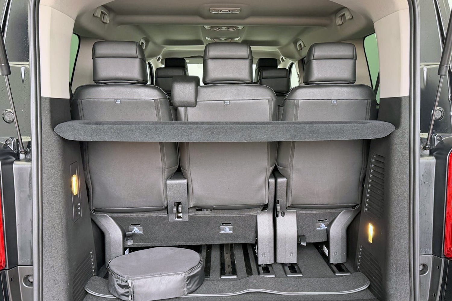 Used Peugeot Traveller 2024 for sale - 77504194: Photo 41