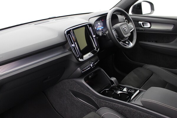 Used Volvo XC40 2025 for sale - 75483597: Photo 10