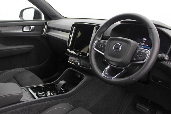 Used Volvo XC40 2025 for sale - 75483597: Photo 11