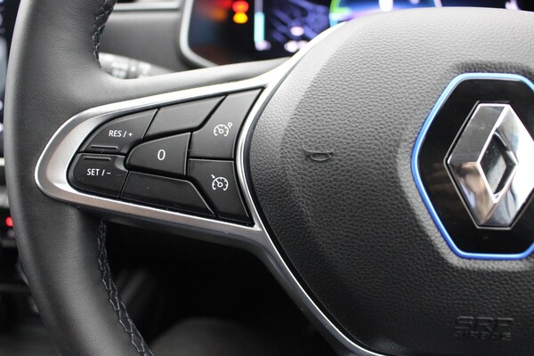 Used Renault Zoe 2020 for sale - 76044203: Photo 17