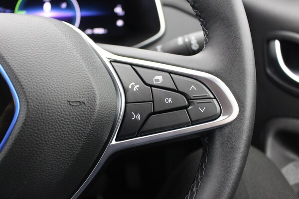 Used Renault Zoe 2020 for sale - 76044203: Photo 18