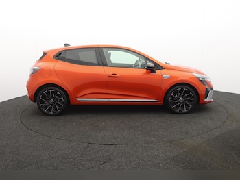 Used Renault Clio 2024 for sale - 76155000: Photo