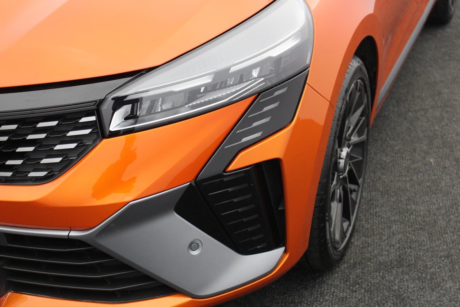 Used Renault Clio 2024 for sale - 76155000: Photo 38