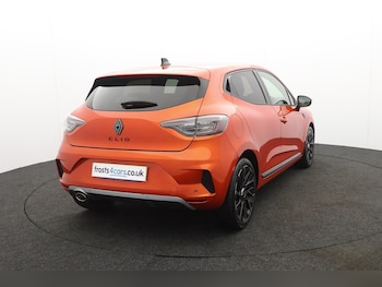Used Renault Clio 2024 for sale - 76155000: Photo
