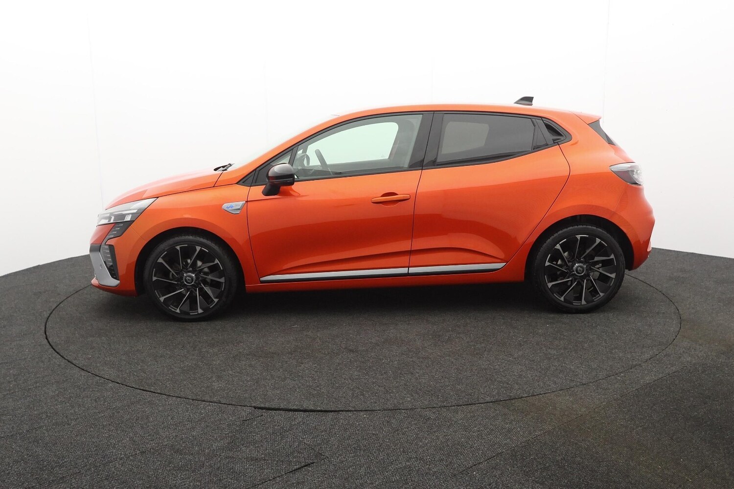 Used Renault Clio 2024 for sale - 76155000: Photo 44