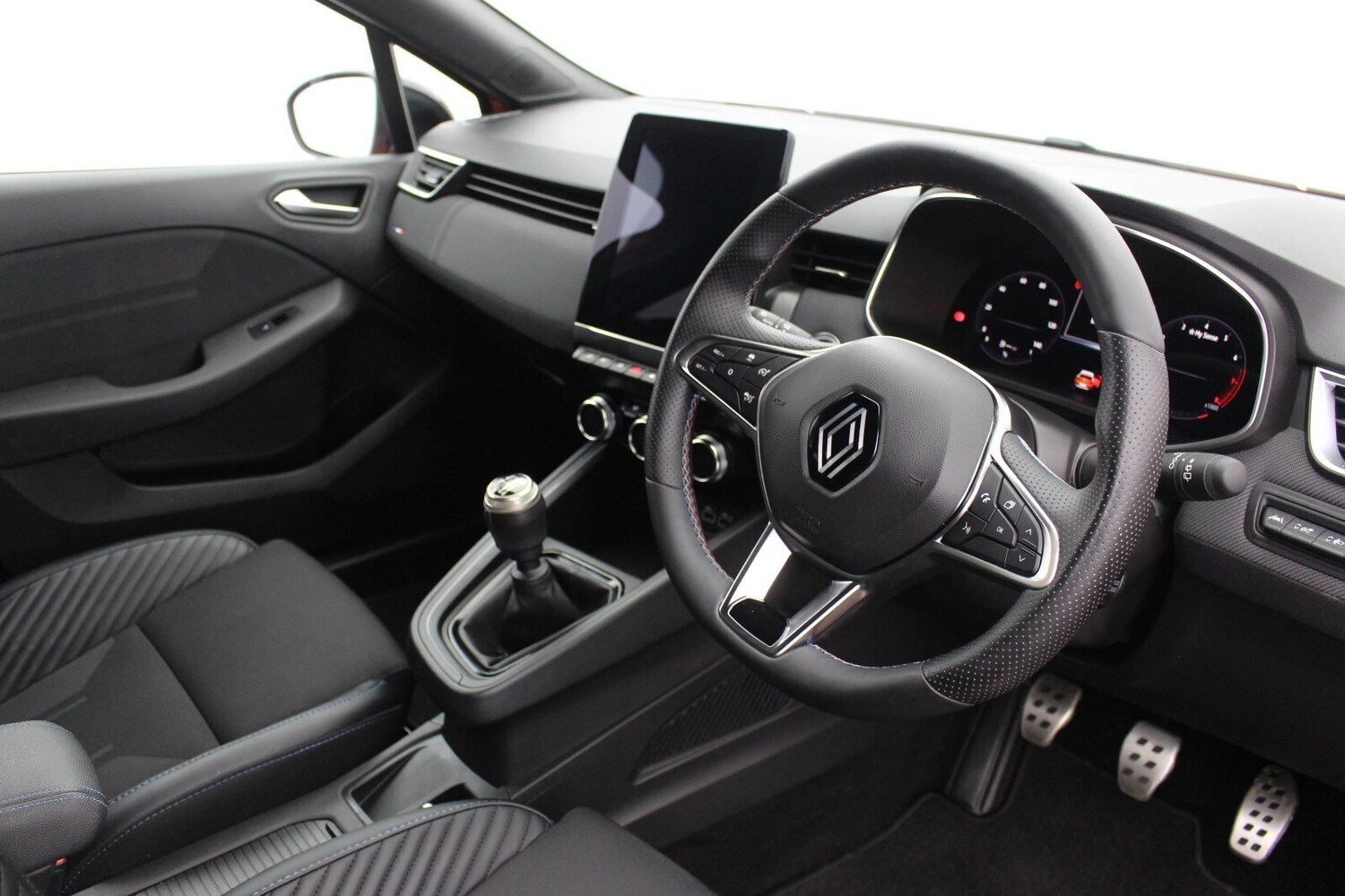 Used Renault Clio 2024 for sale - 76155000: Photo 9