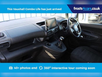 Used Vauxhall Combo Life 2021 for sale - 76459070: Photo