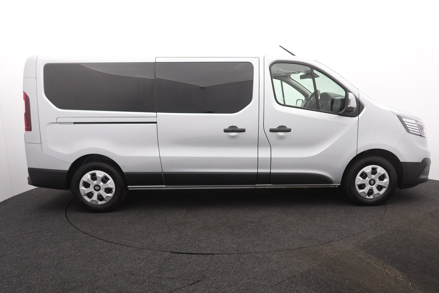 Used Renault Trafic 2025 for sale - 76297326: Photo 2