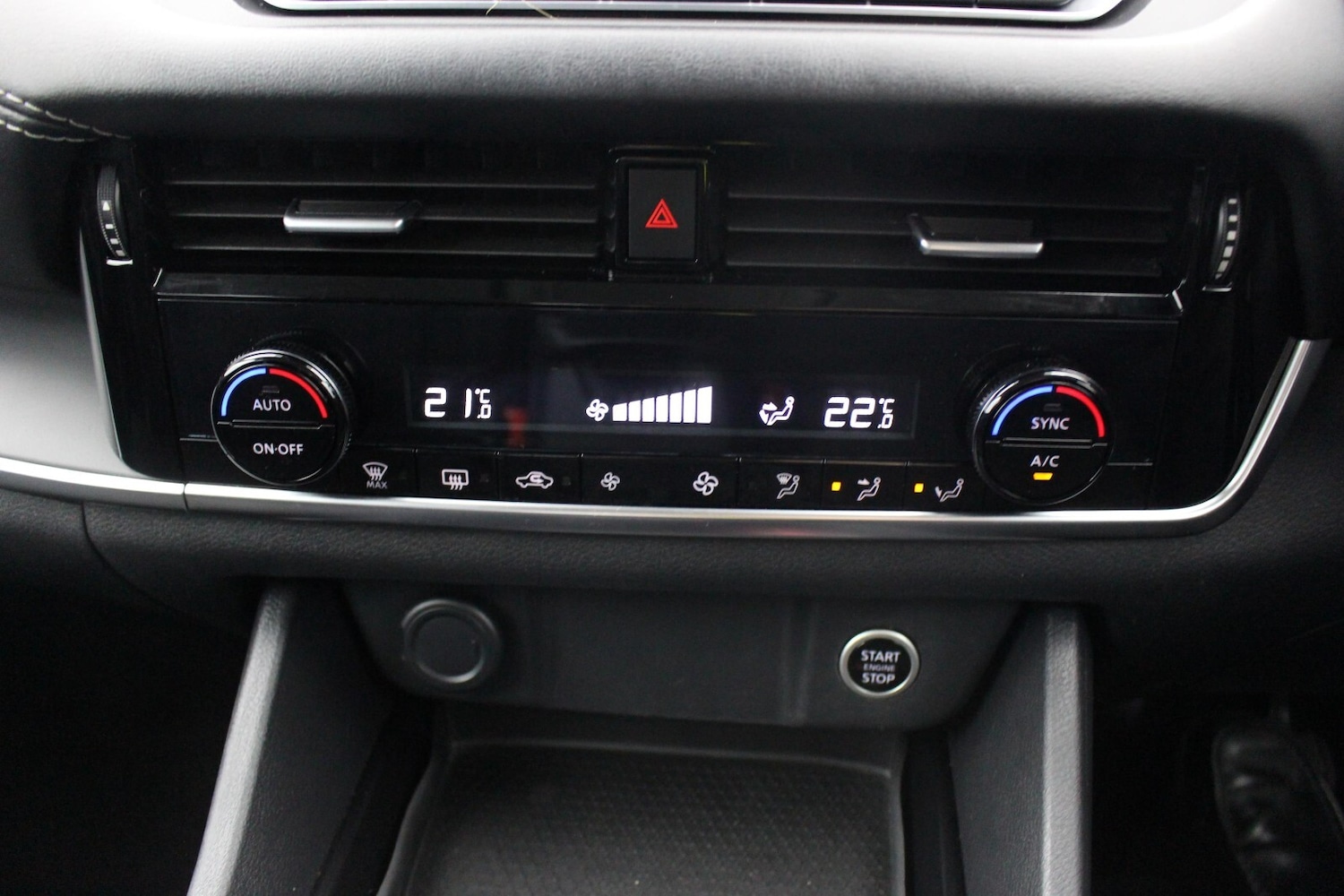 Used Nissan Qashqai 2022 for sale - 77063304: Photo 14