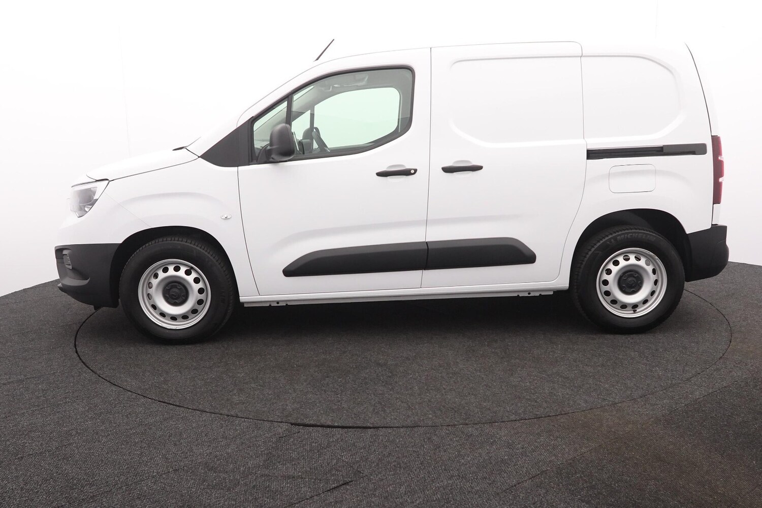 Used Vauxhall Combo 2024 for sale - 77855762: Photo 3