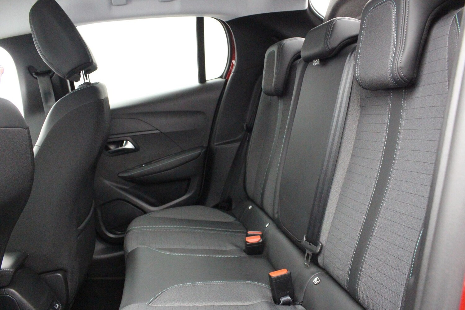 Used Peugeot 208 2023 for sale - 77698295: Photo 8