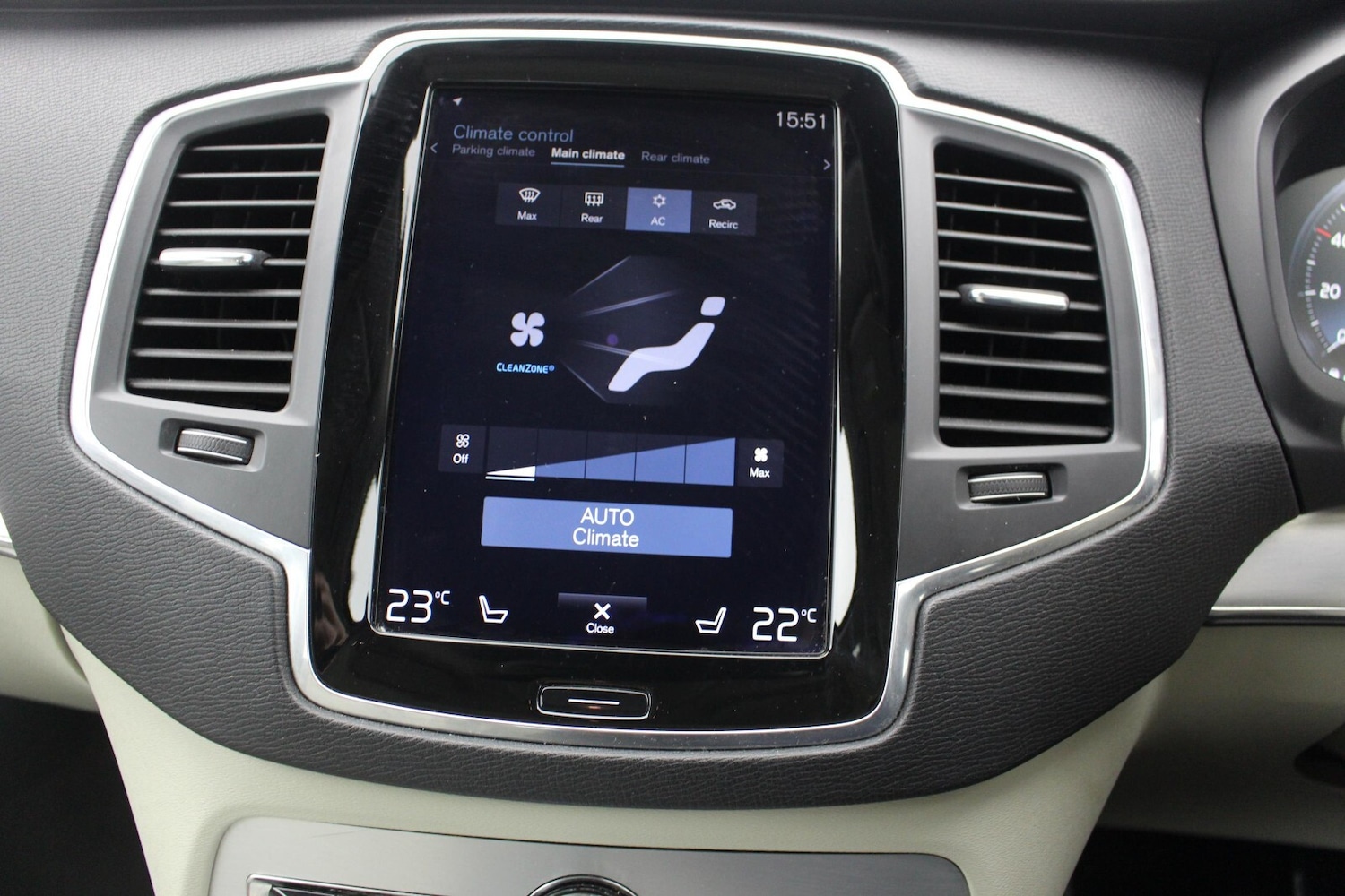 Used Volvo XC90 2017 for sale - 77145852: Photo 14