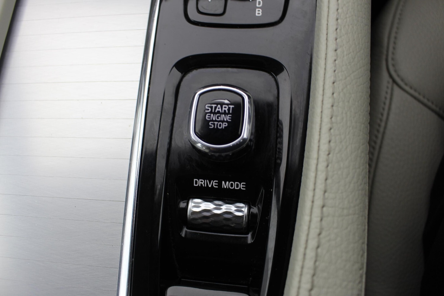 Used Volvo XC90 2017 for sale - 77145852: Photo 26