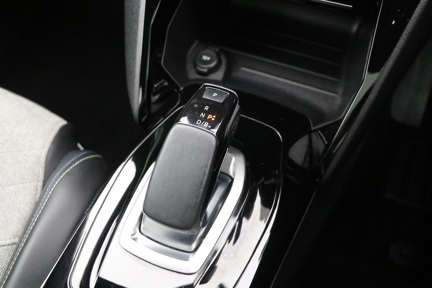 Used Peugeot 2008 2020 for sale - 77036019: Photo 26