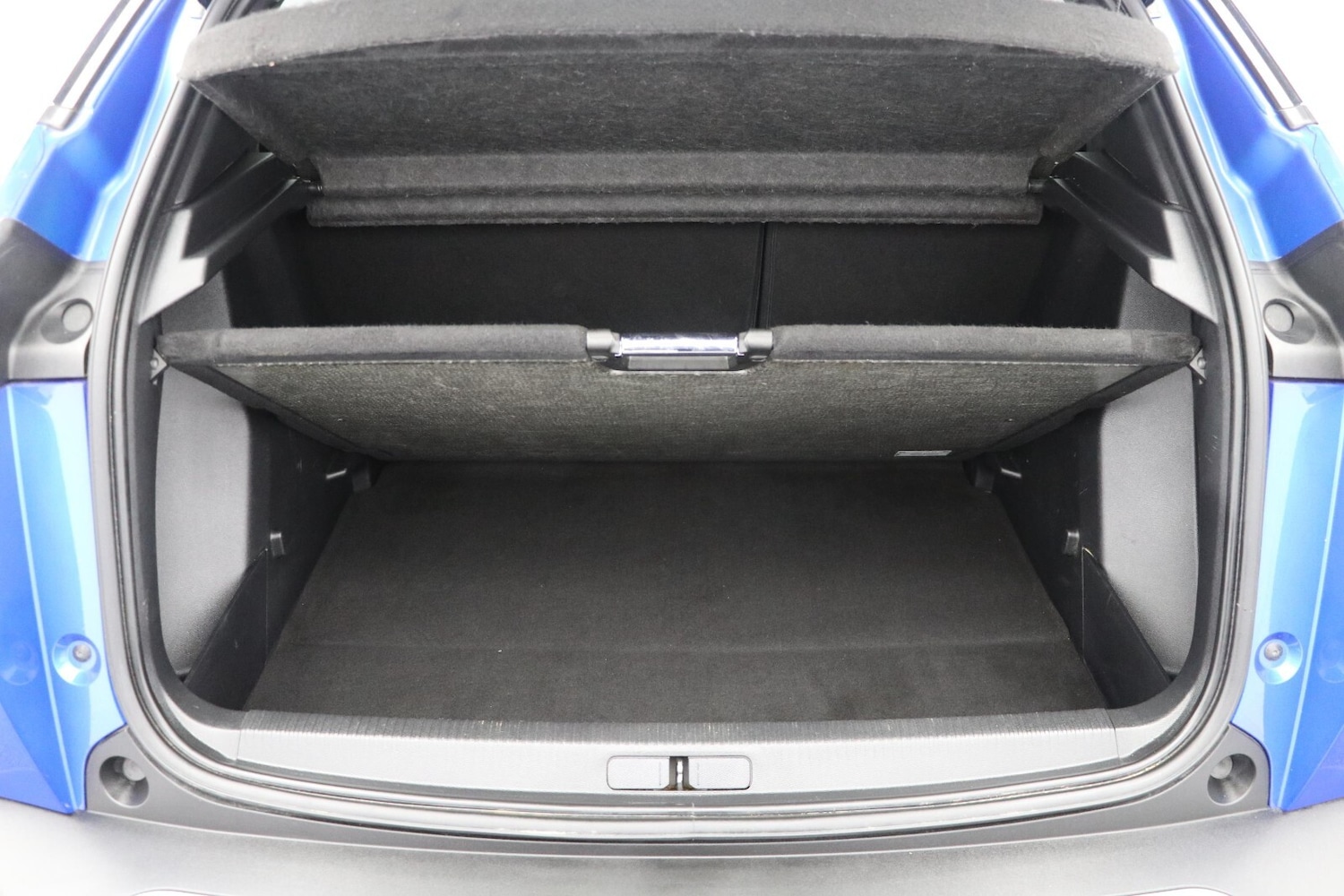 Used Peugeot 2008 2020 for sale - 77036019: Photo 47