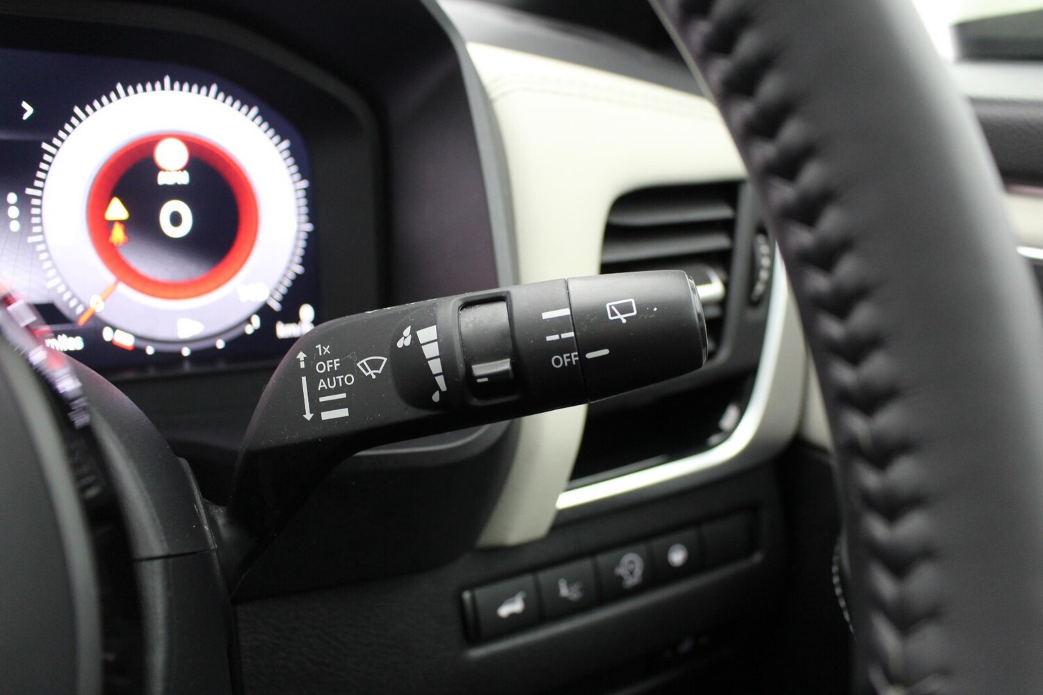 Used Nissan Qashqai 2022 for sale - 76501260: Photo 32