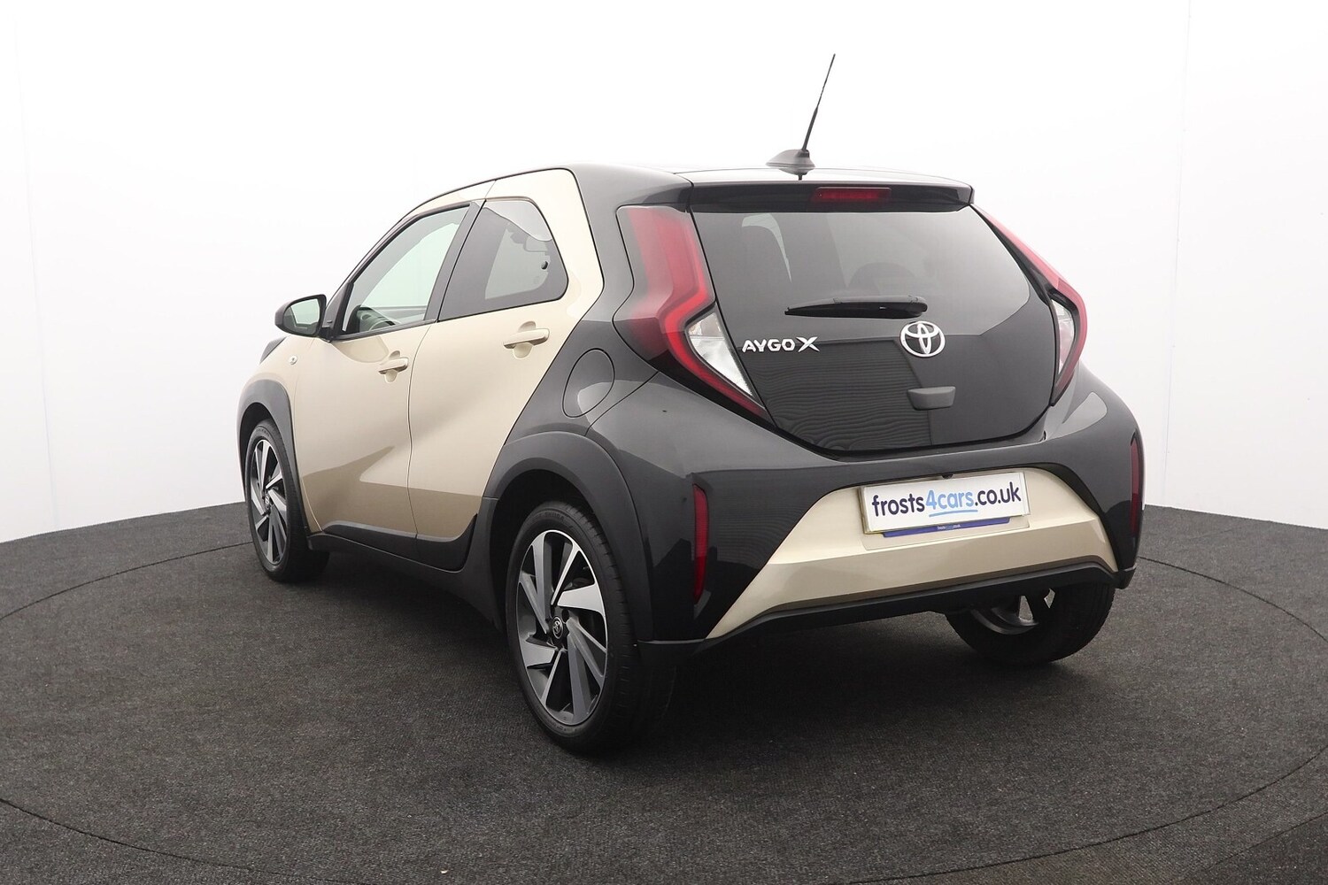 Used Toyota Aygo X 2022 for sale - 76434956: Photo 28