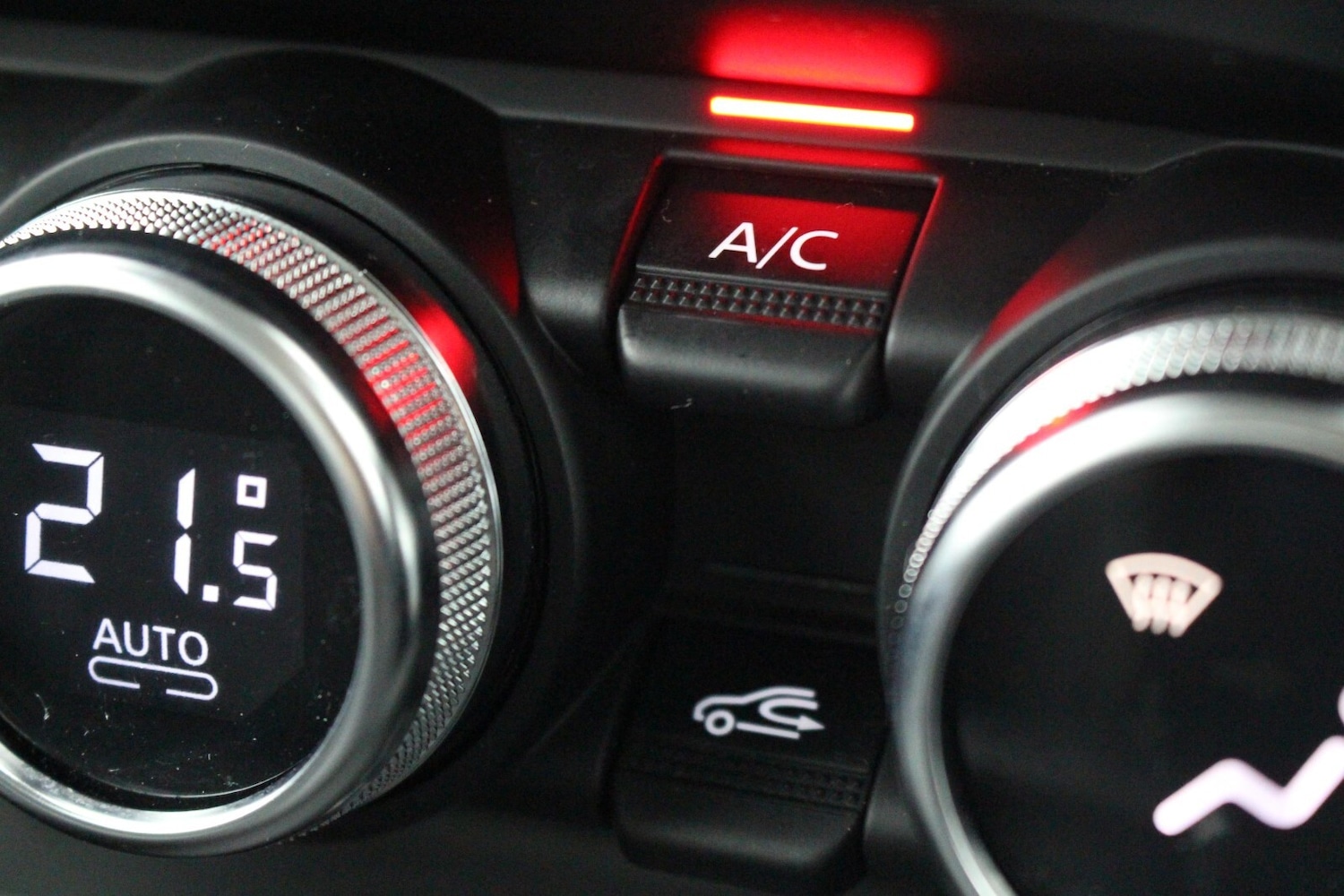 Used Renault Zoe 2023 for sale - 76442108: Photo 31