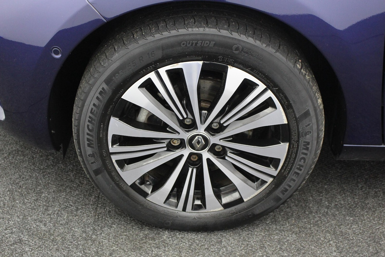 Used Renault Zoe 2023 for sale - 76442108: Photo 41