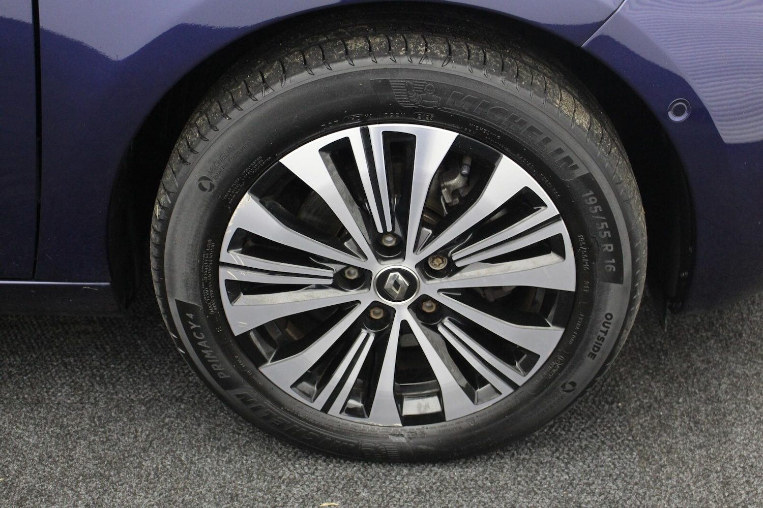 Used Renault Zoe 2023 for sale - 76442108: Photo 44