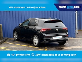 Used Volkswagen Golf 2024 for sale - 77457869: Photo