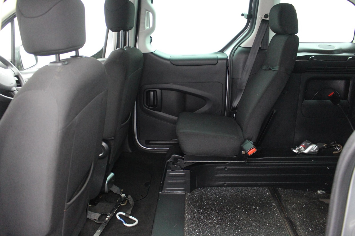 Used Peugeot Partner Tepee 2018 for sale - 76954322: Photo 14