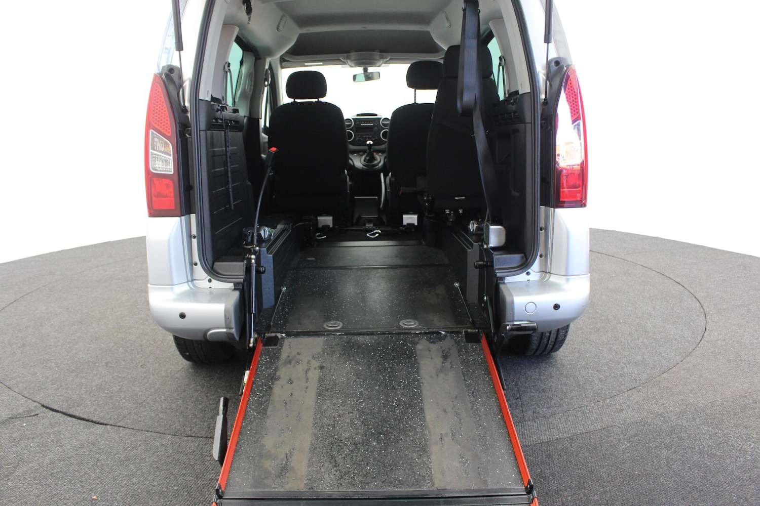 Used Peugeot Partner Tepee 2018 for sale - 76954322: Photo 8