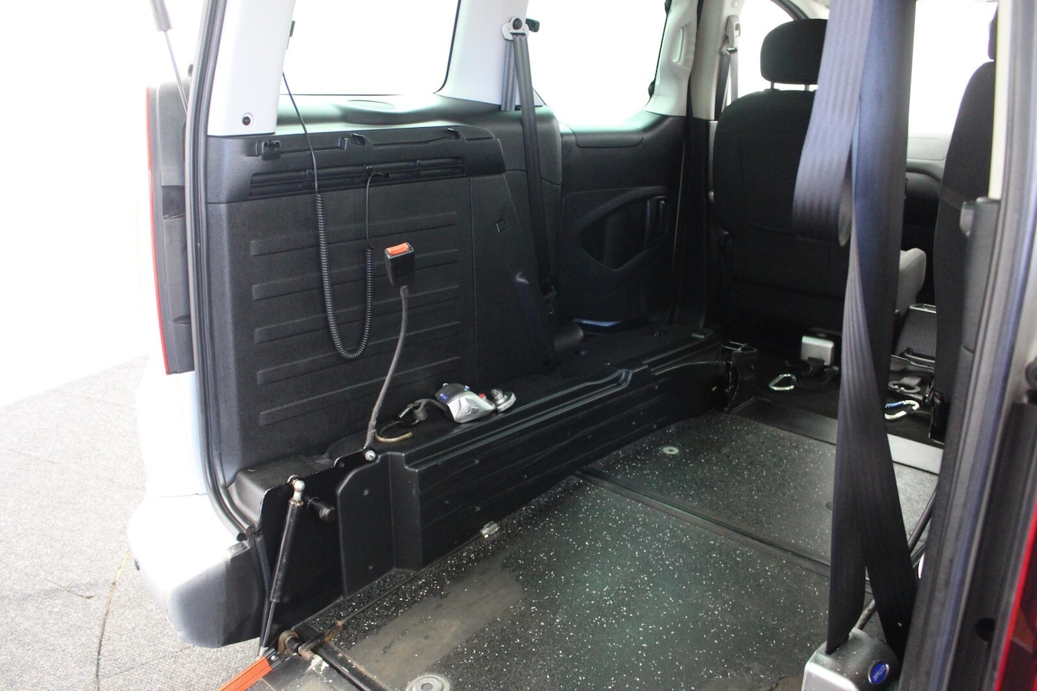 Used Peugeot Partner Tepee 2018 for sale - 76954322: Photo 9