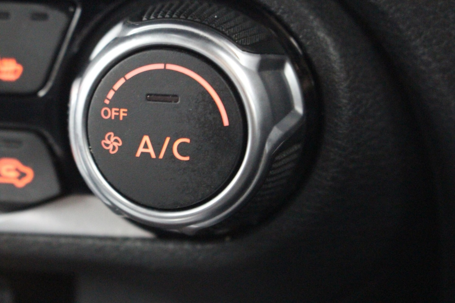 Used Nissan Juke 2022 for sale - 77151448: Photo 27