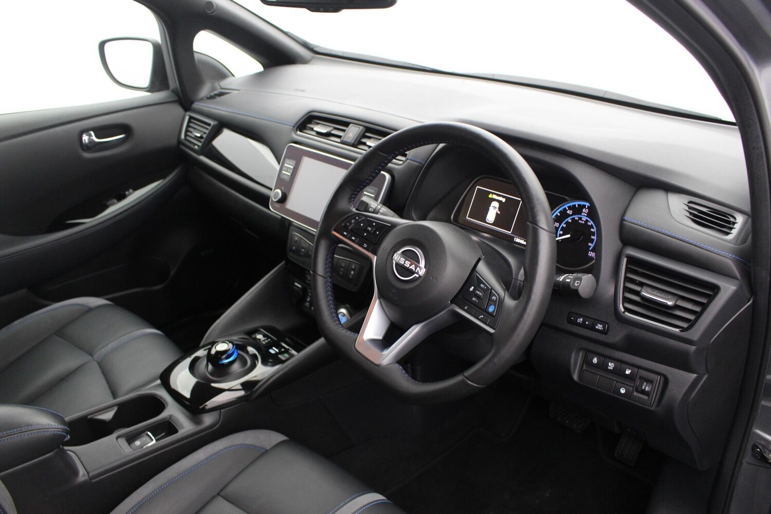 Used Nissan Leaf 2022 for sale - 77959859: Photo 11