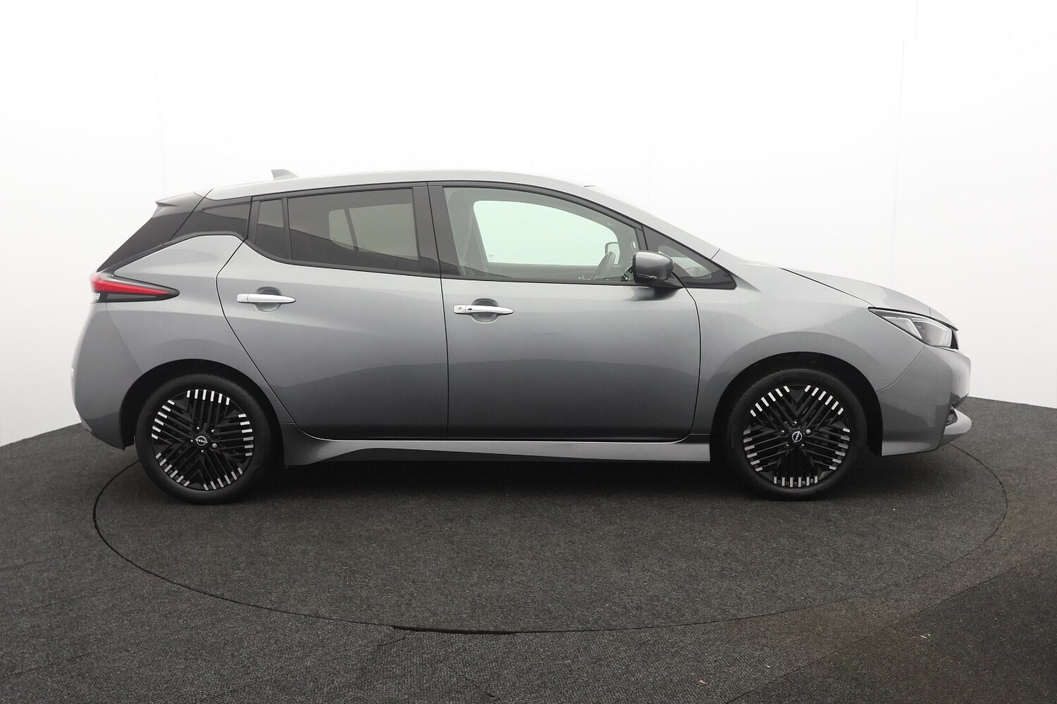 Used Nissan Leaf 2022 for sale - 77959859: Photo 3