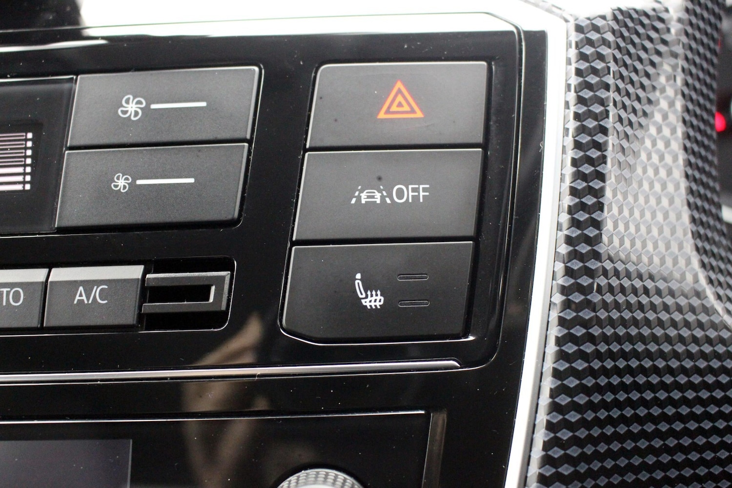 Used Volkswagen up! 2022 for sale - 76229389: Photo 19