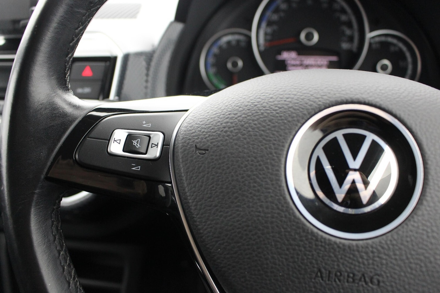 Used Volkswagen up! 2022 for sale - 76229389: Photo 22