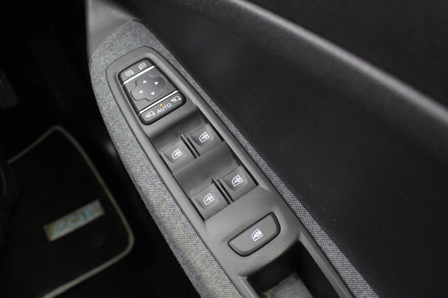 Used Renault Zoe 2020 for sale - 76731611: Photo 22