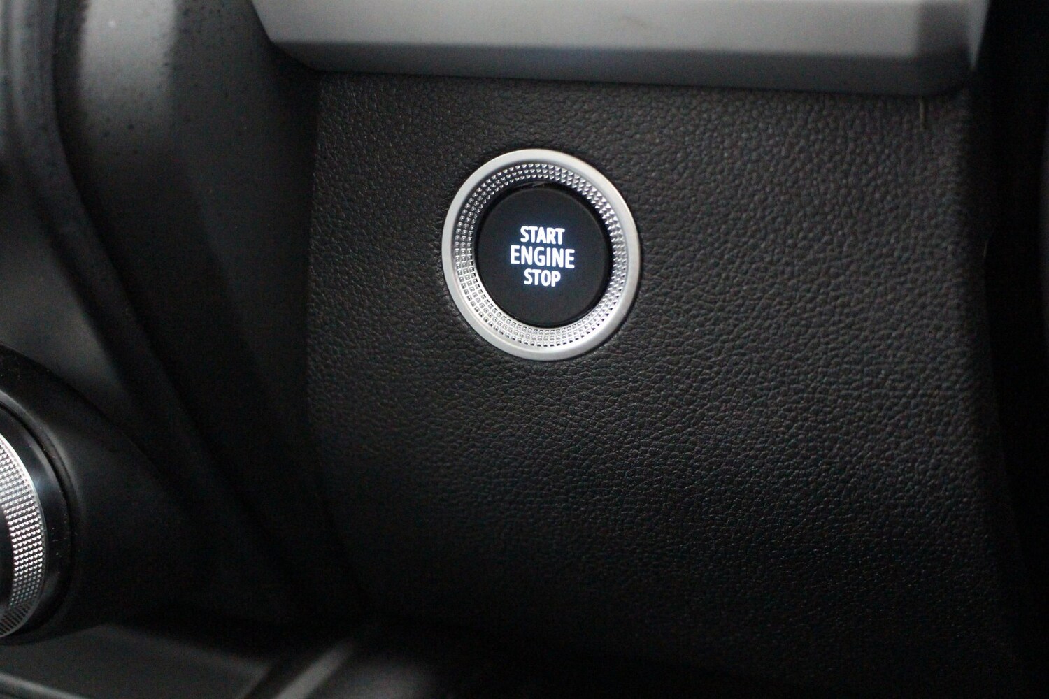 Used Renault Zoe 2020 for sale - 76731611: Photo 24