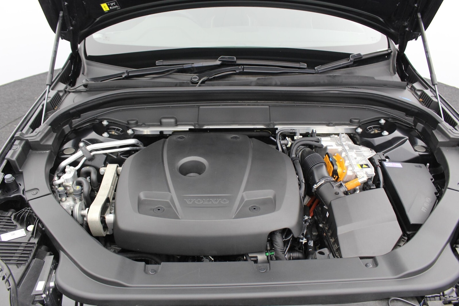 Used Volvo XC60 2024 for sale - 76954440: Photo 54