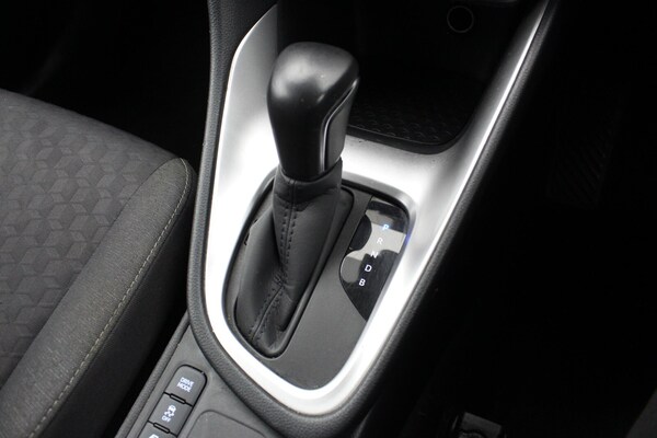 Used Toyota Yaris 2023 for sale - 76074627: Photo 14