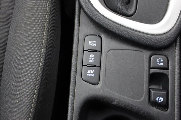 Used Toyota Yaris 2023 for sale - 76074627: Photo 17