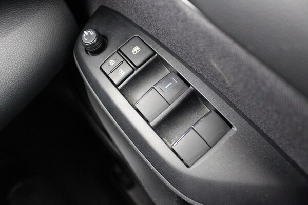 Used Toyota Yaris 2023 for sale - 76074627: Photo 18