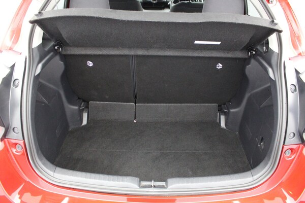 Used Toyota Yaris 2023 for sale - 76074627: Photo 28