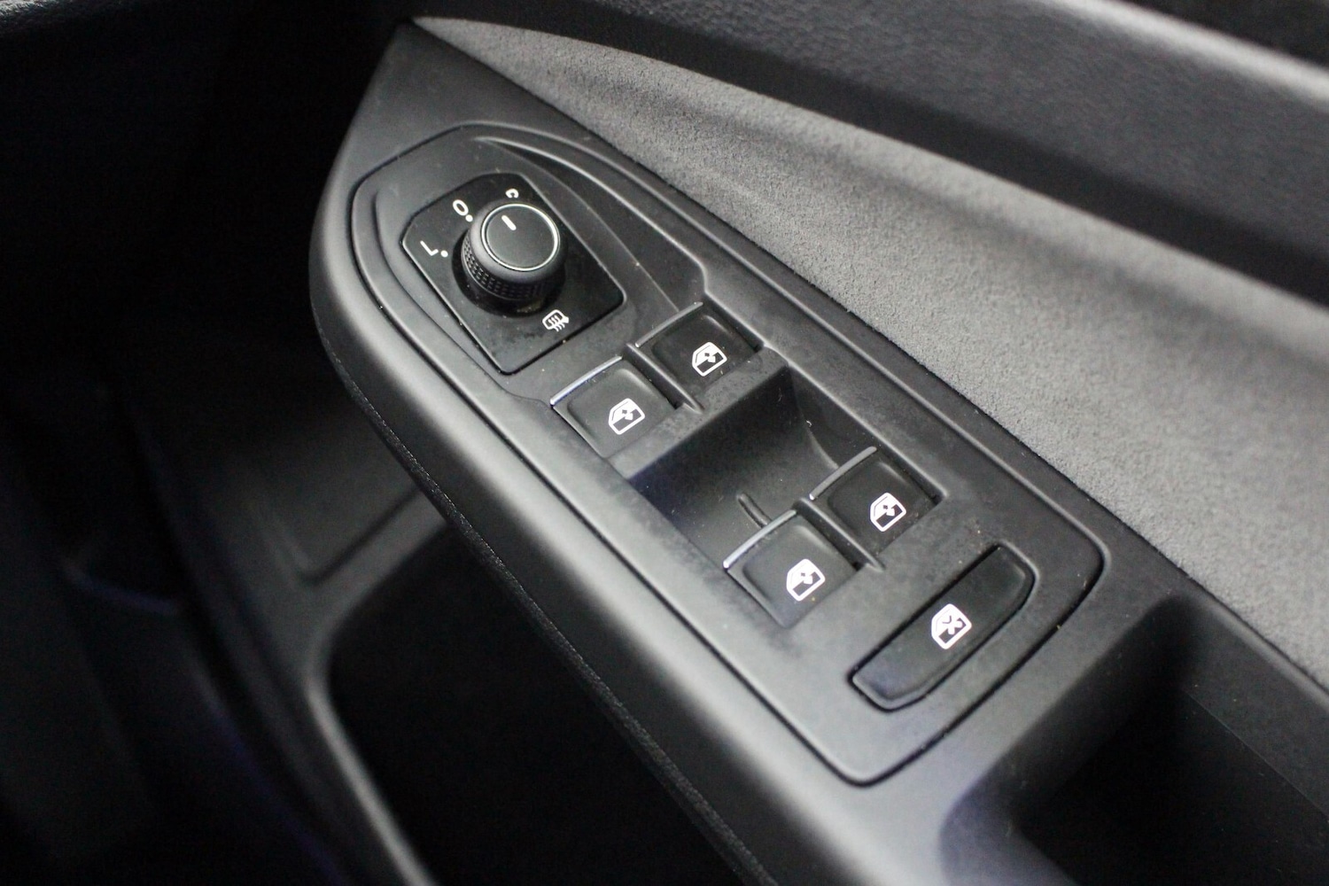 Used Volkswagen Golf 2021 for sale - 76745359: Photo 24