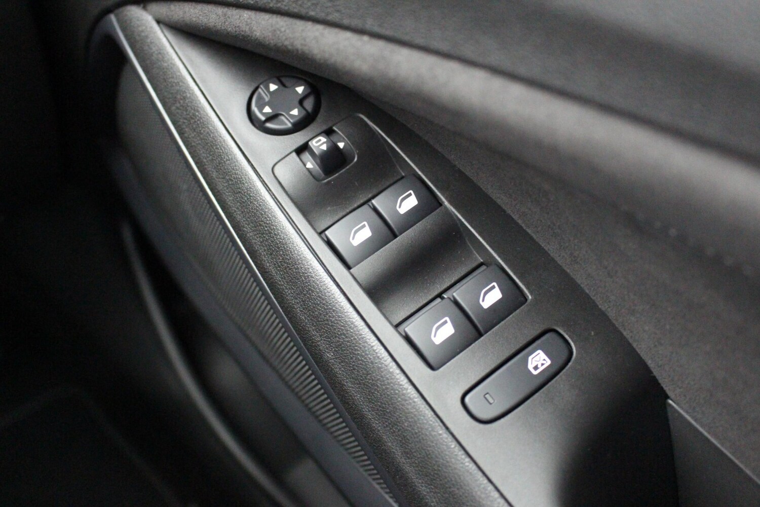 Used Vauxhall Crossland 2022 for sale - 77740028: Photo 21