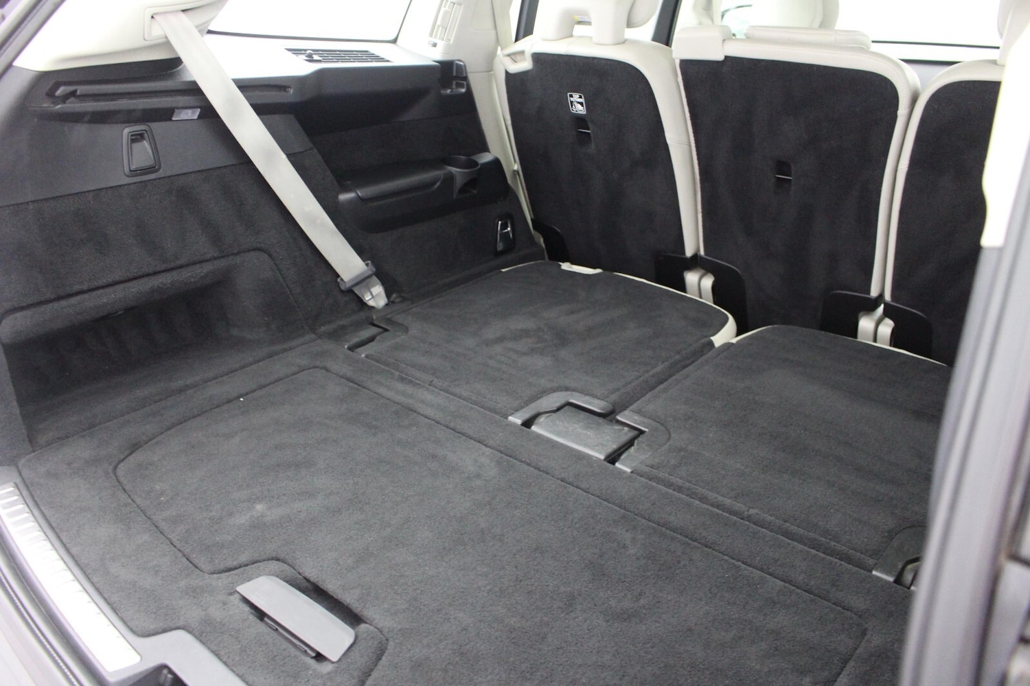 Used Volvo XC90 2017 for sale - 77307419: Photo 40