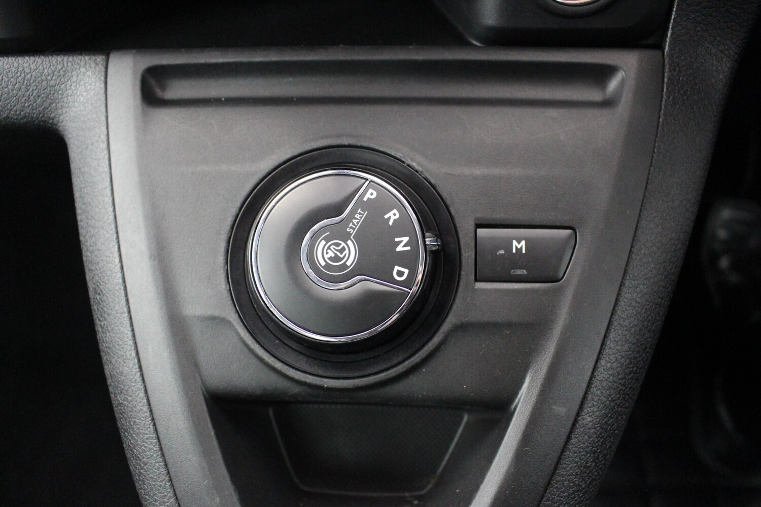 Used Peugeot Traveller 2020 for sale - 76540010: Photo 20